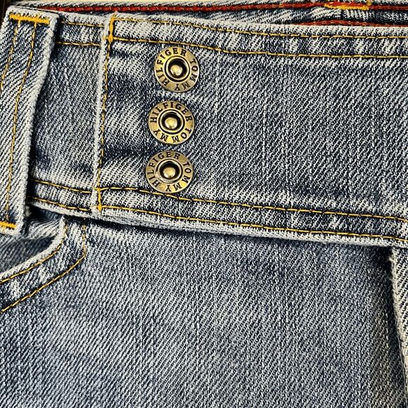 Tommy Hilfiger Jeans Womens Size 8‎ Blue Hipster Boot Bootcut Denim Triple Snap - Picture 3 of 14